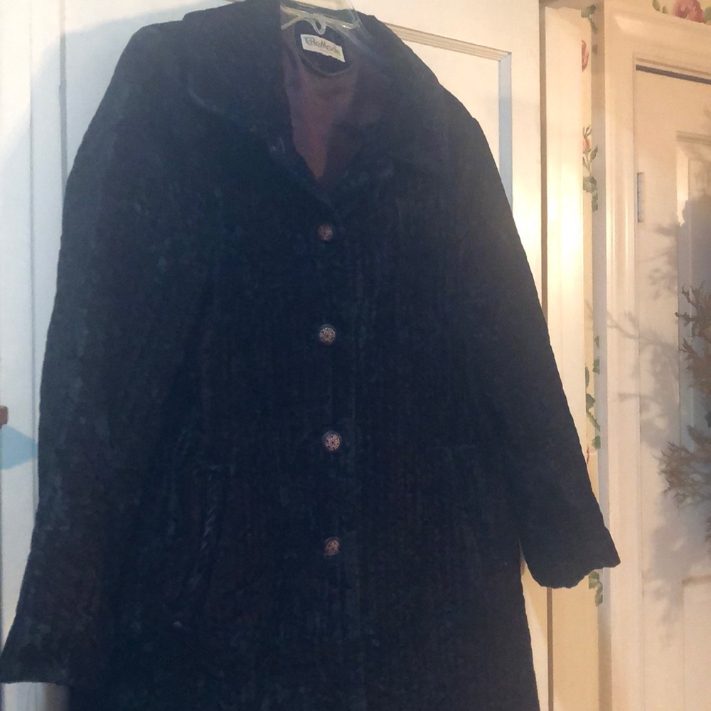 EreMode Coat - Picture 6 of 6